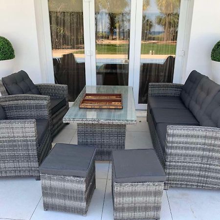 Deluxe First Line Villa Pervolia Exterior foto